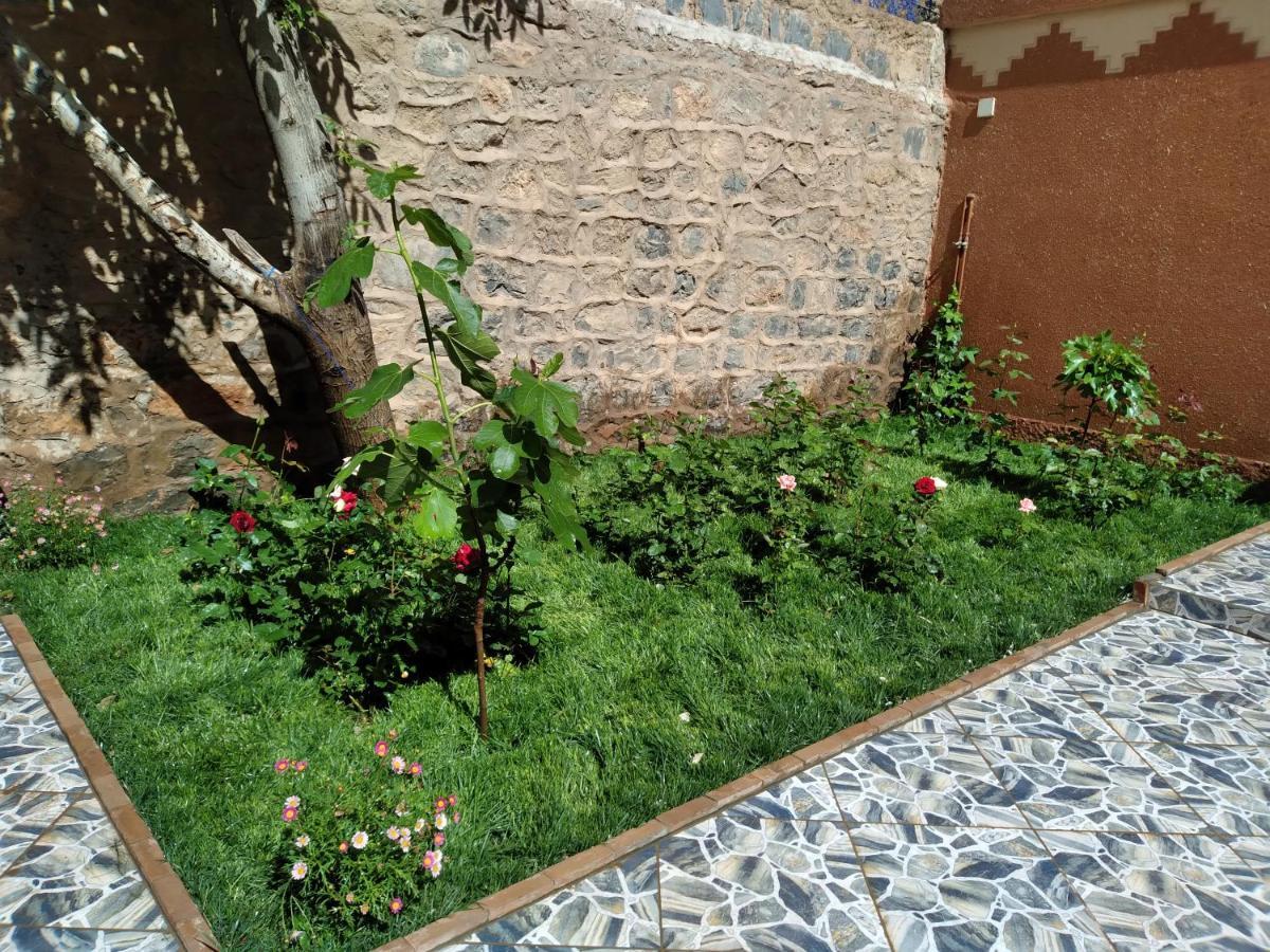 HomeStay Hotel Berbère de la Montagne Imdiazene Luaran gambar