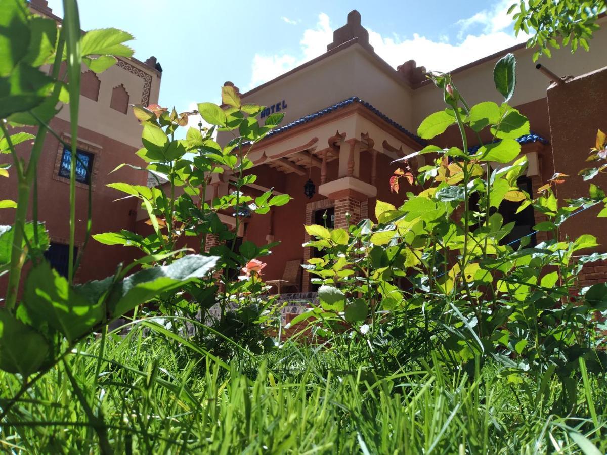 HomeStay Hotel Berbère de la Montagne Imdiazene Luaran gambar