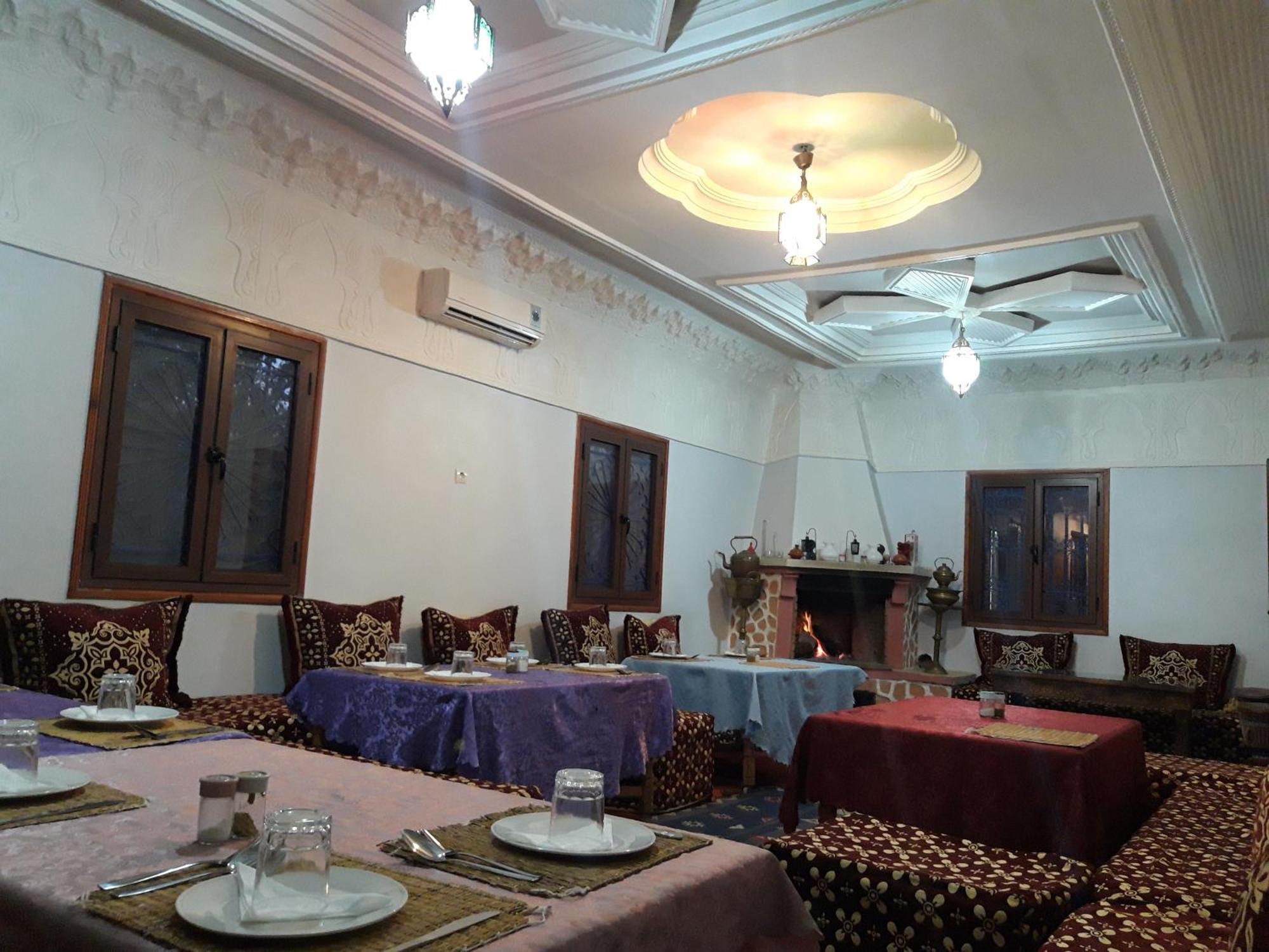 HomeStay Hotel Berbère de la Montagne Imdiazene Luaran gambar