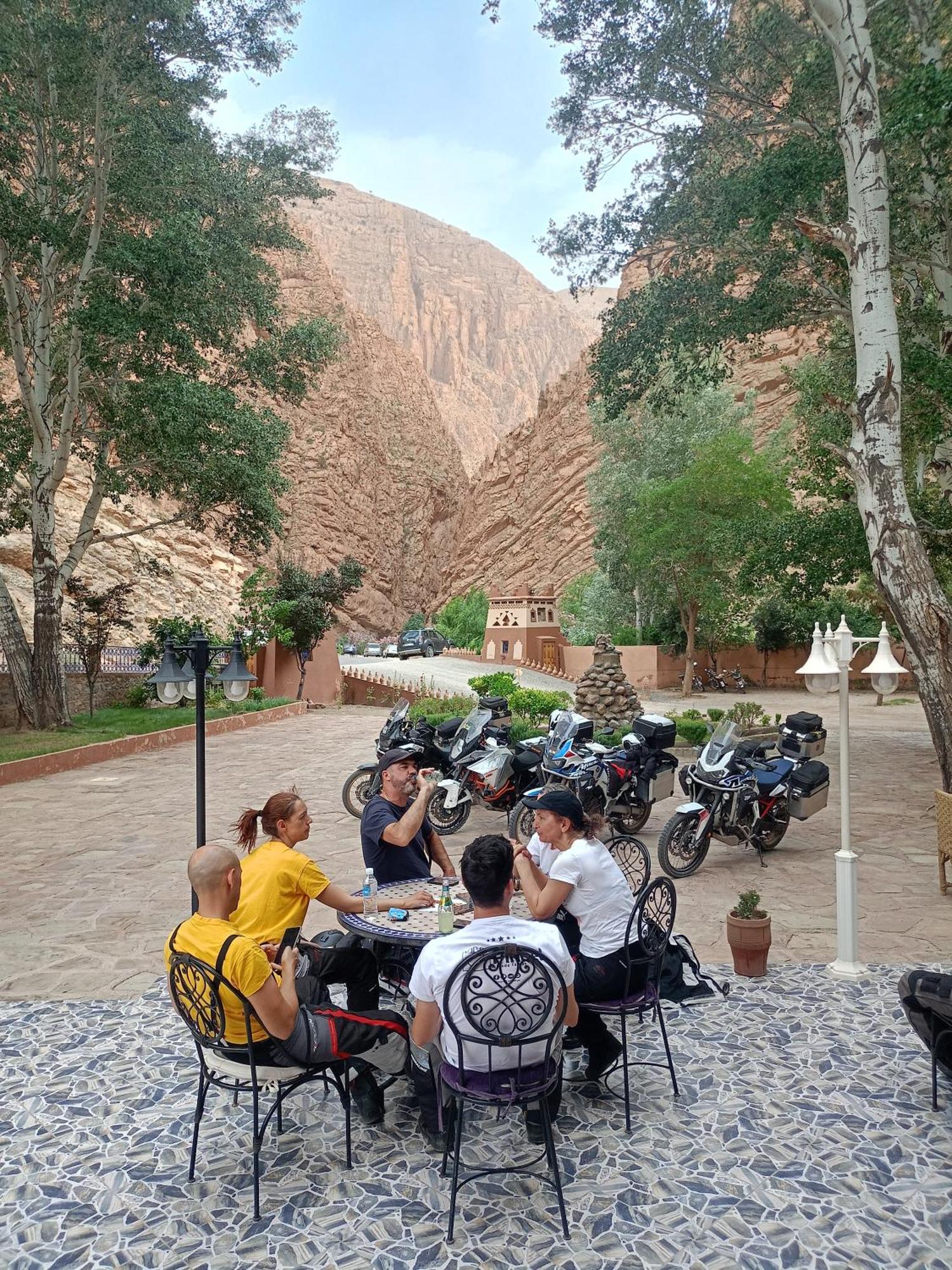 HomeStay Hotel Berbère de la Montagne Imdiazene Luaran gambar