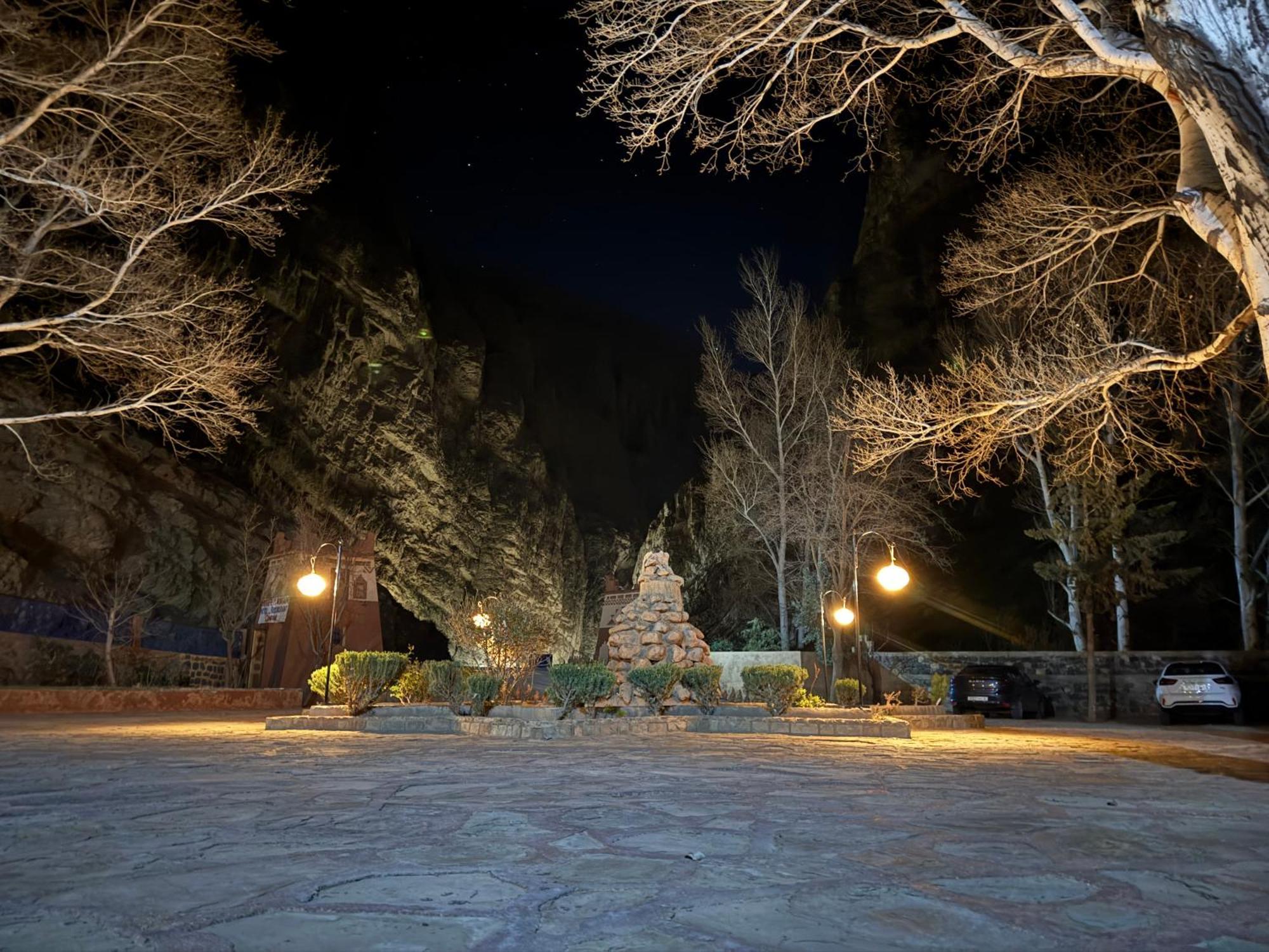 HomeStay Hotel Berbère de la Montagne Imdiazene Luaran gambar